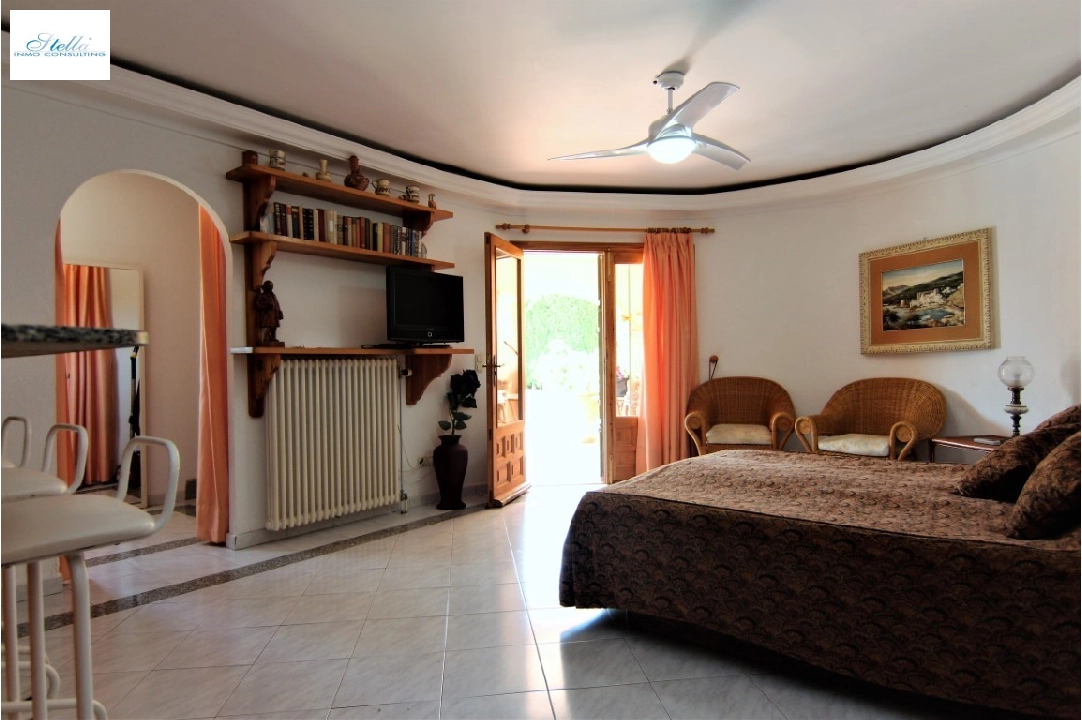 villa en Benissa(Fanadix) en venta, superficie 392 m², aire acondicionado, parcela 2095 m², 8 dormitorios, 6 banos, ref.: BP-6197BEN-21
