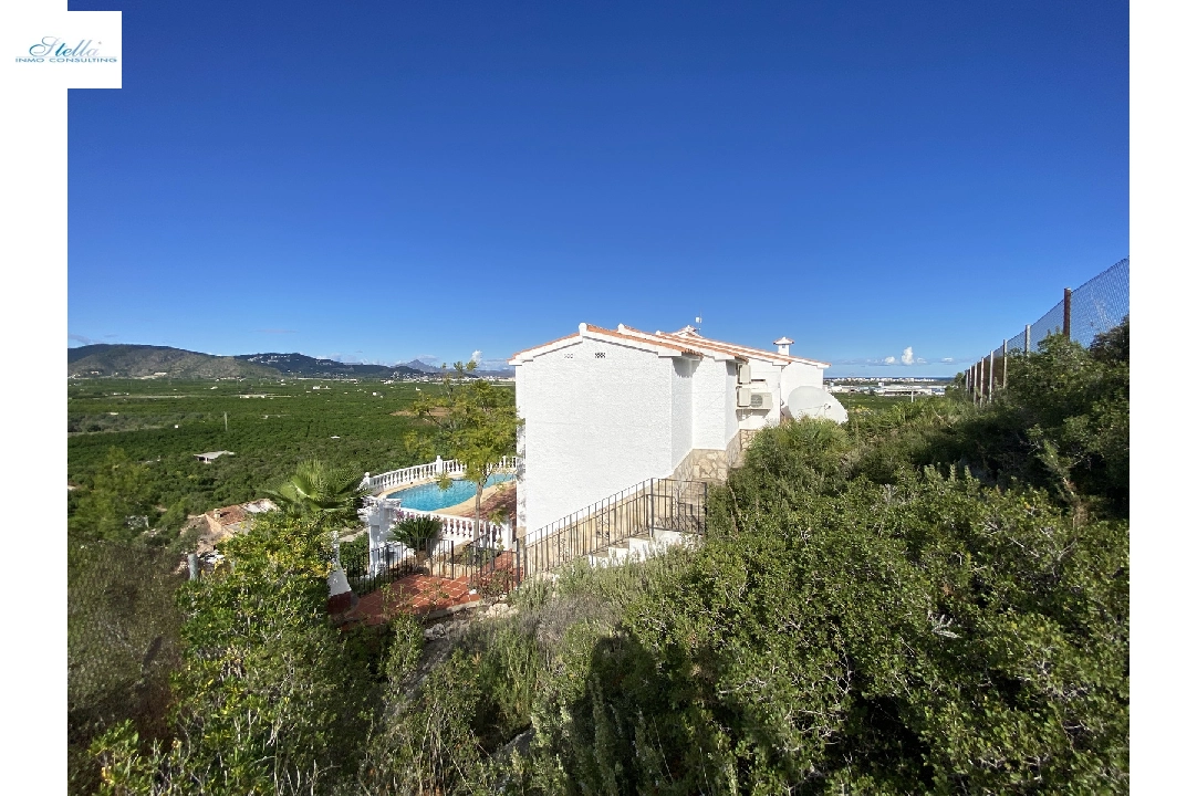 villa en Oliva(Sant Pere) en venta, superficie 119 m², ano de construccion 1991, estado modernized, aire acondicionado, parcela 897 m², 3 dormitorios, 2 banos, piscina, ref.: GC-3221-34