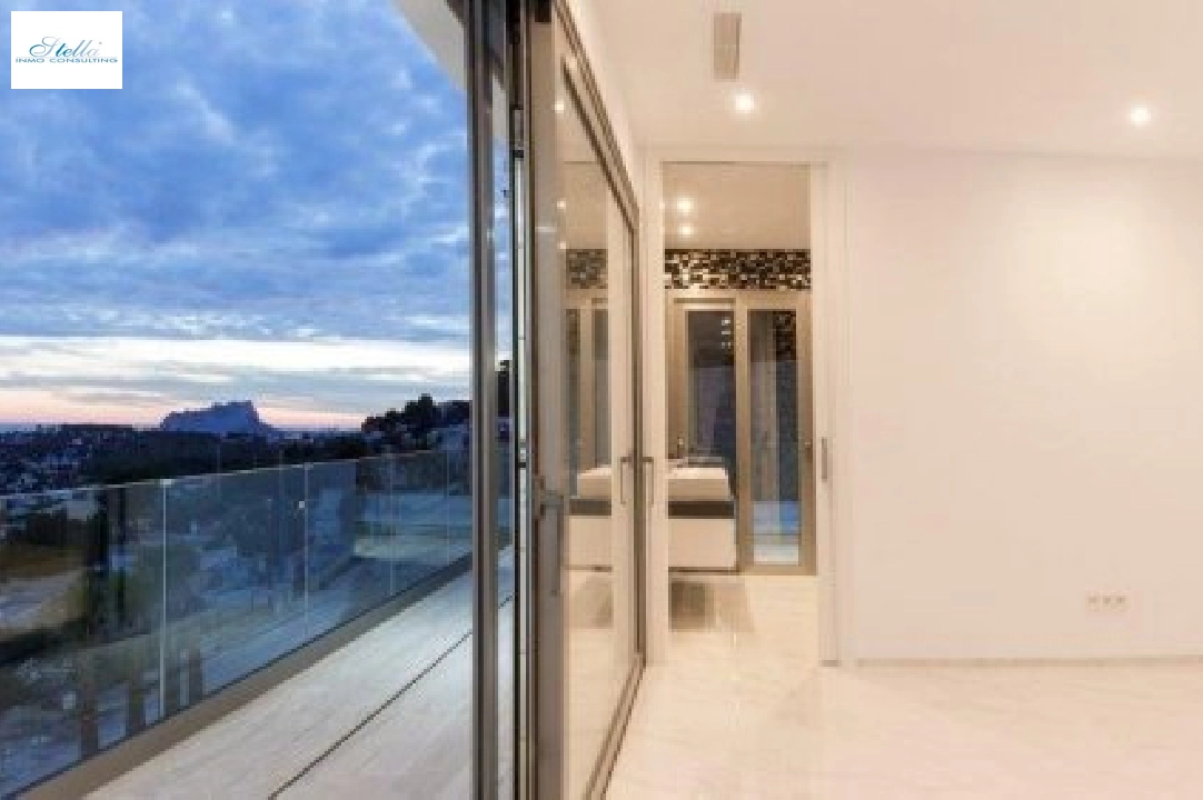 villa en Moraira en venta, superficie 470 m², aire acondicionado, parcela 836 m², 5 dormitorios, 4 banos, piscina, ref.: BS-3974695-24