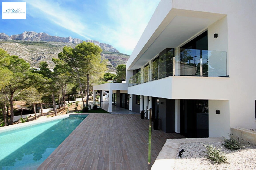 villa en Altea en venta, superficie 402 m², aire acondicionado, parcela 1781 m², 4 dormitorios, 3 banos, piscina, ref.: CA-H-1506-AMB-3