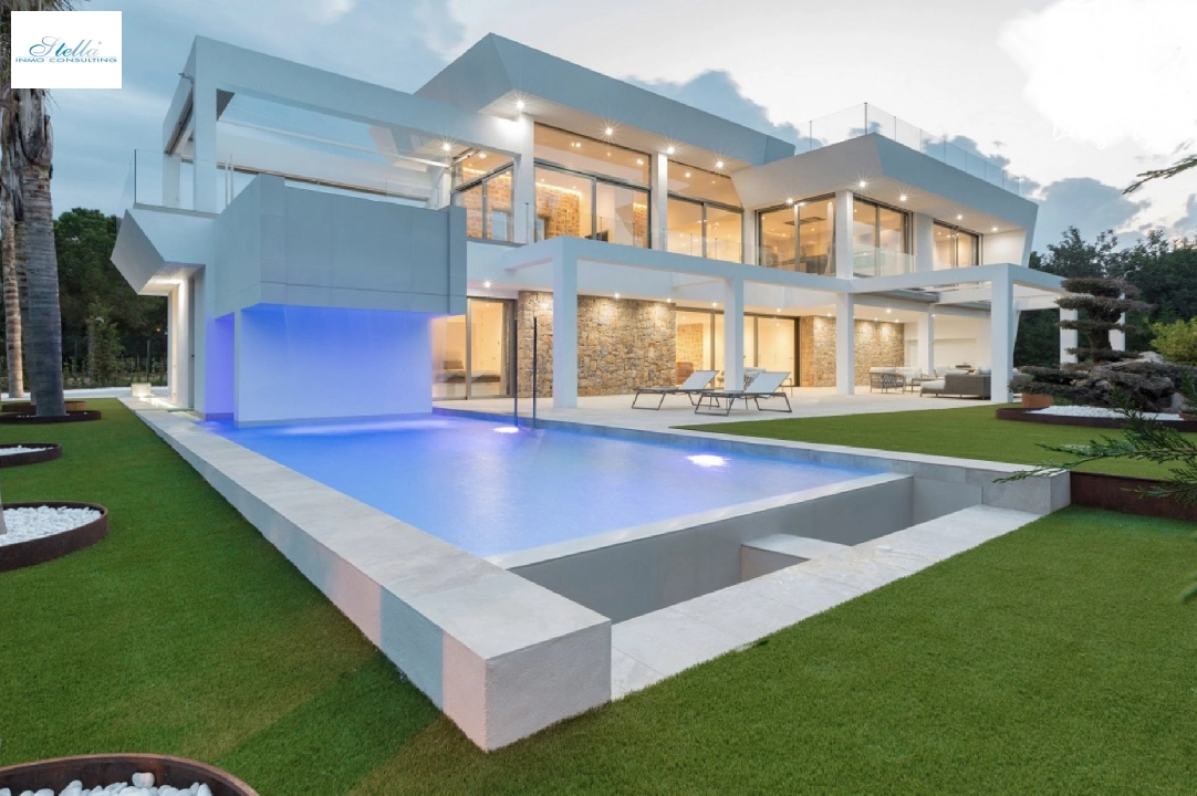 villa en Denia en venta, superficie 556 m², aire acondicionado, 5 dormitorios, 6 banos, piscina, ref.: BS-6951338-35
