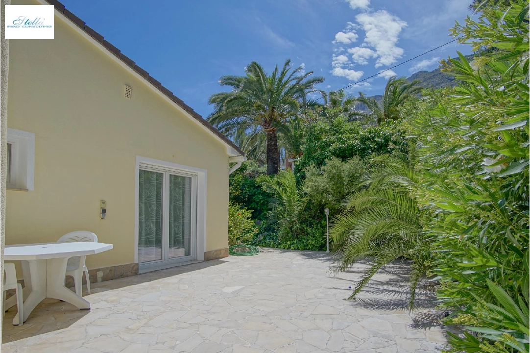 villa en Denia(Don Quijote) en venta, superficie 240 m², aire acondicionado, parcela 1336 m², 4 dormitorios, 5 banos, ref.: BP-8077DEN-15
