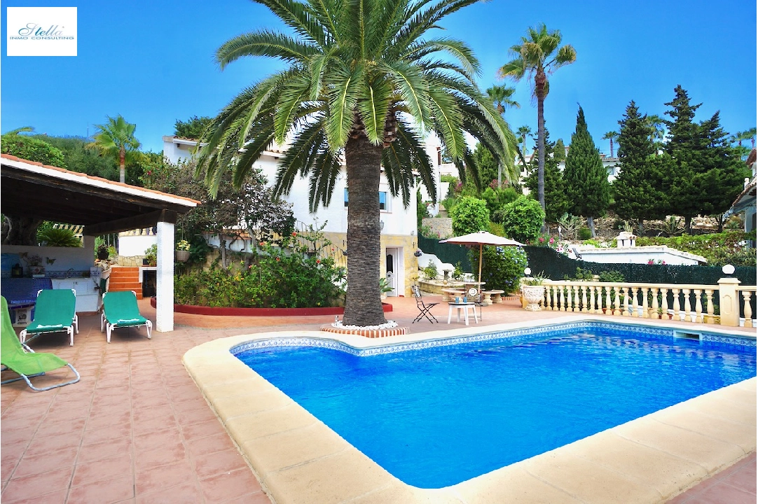 villa en Moraira(Arnella) en venta, superficie 176 m², parcela 829 m², 3 dormitorios, 3 banos, piscina, ref.: CA-H-1668-AMBE-2