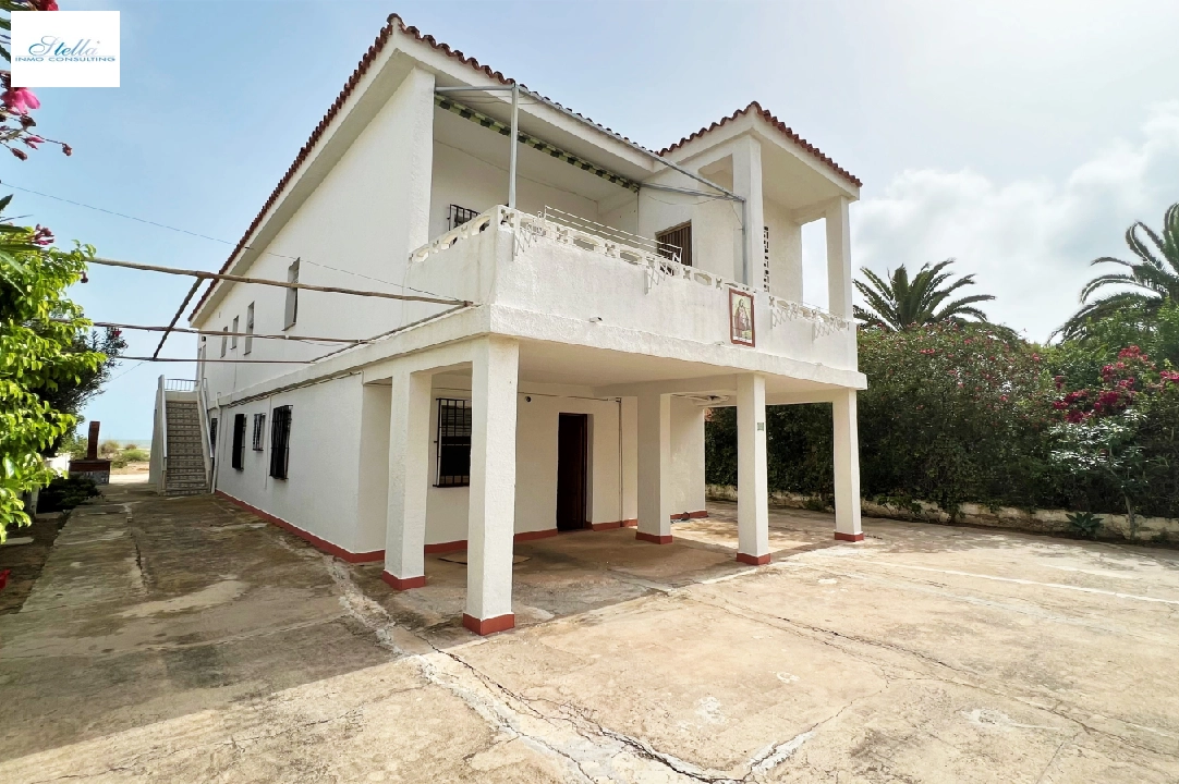 casa de playa en Denia en venta, superficie 324 m², ano de construccion 1968, parcela 580 m², 10 dormitorios, 4 banos, ref.: FK-1123-29