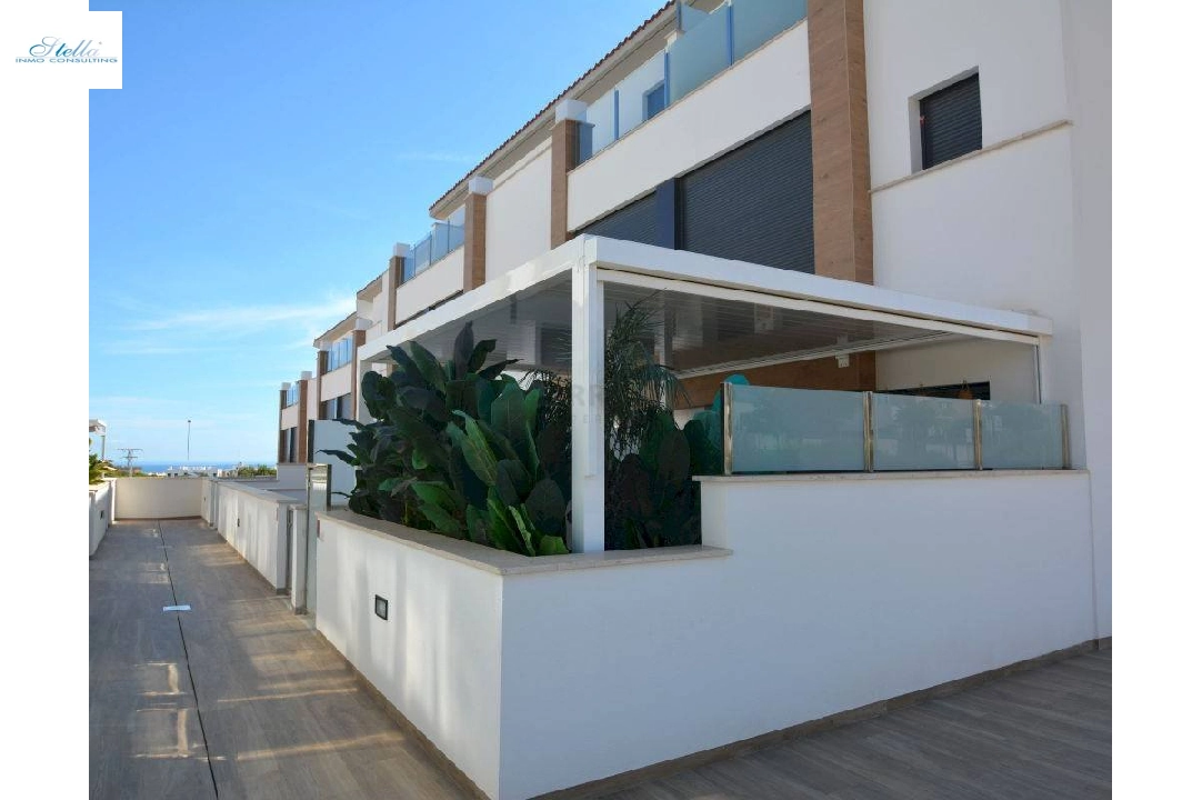 adosado en Guardamar del Segura en venta, superficie 147 m², estado neat, aire acondicionado, 3 dormitorios, 2 banos, piscina, ref.: HA-GU-251-1