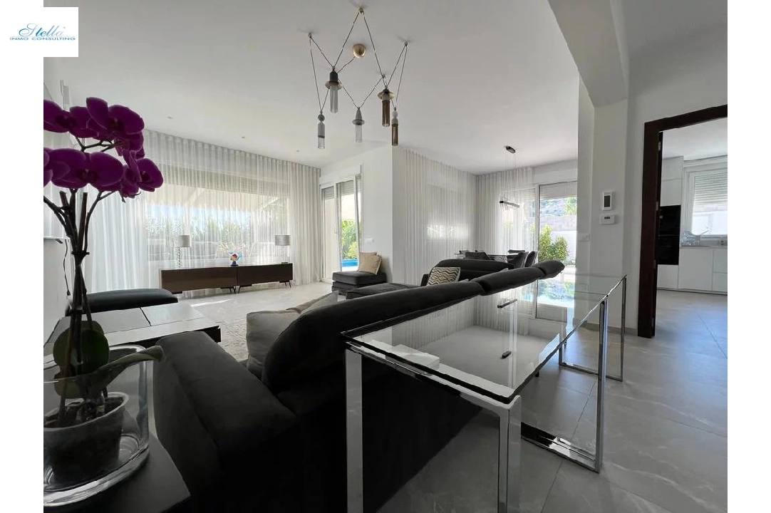 villa en Javea en venta, superficie 220 m², aire acondicionado, 4 dormitorios, 4 banos, piscina, ref.: BS-83215820-35