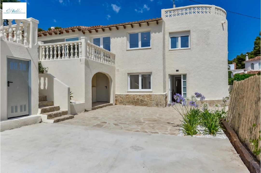 villa en Benissa en venta, superficie 217 m², parcela 834 m², 5 dormitorios, 4 banos, piscina, ref.: COB-3419-18
