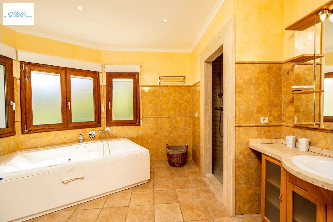 villa en Javea en venta, superficie 332 m², aire acondicionado, 4 dormitorios, 3 banos, piscina, ref.: BS-83440835-8