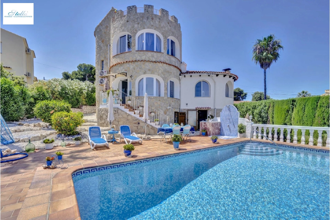 villa en Javea en venta, superficie 807 m², aire acondicionado, 5 dormitorios, 2 banos, piscina, ref.: BS-83441178-1