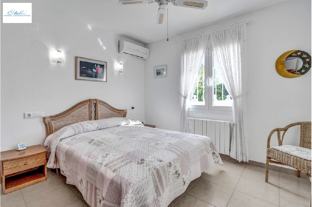 villa en Moraira(Pinar del Advocat) en venta, superficie 174 m², parcela 918 m², 4 dormitorios, 4 banos, piscina, ref.: CA-H-1733-AMBE-12