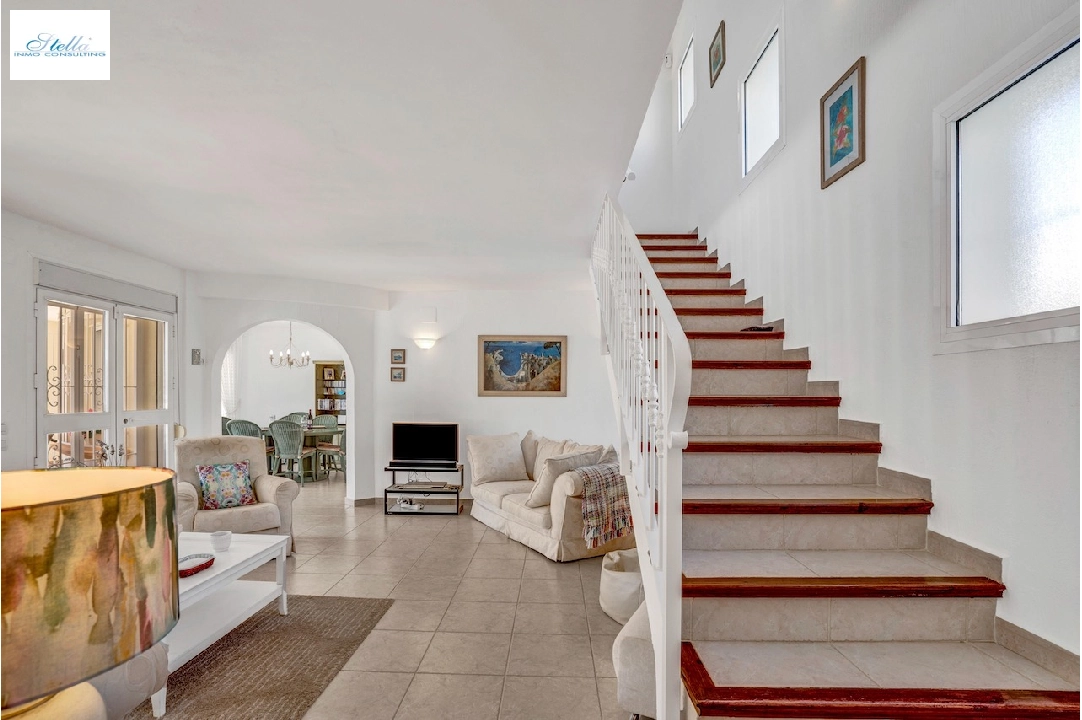 villa en Moraira(Pinar del Advocat) en venta, superficie 174 m², parcela 918 m², 4 dormitorios, 4 banos, piscina, ref.: CA-H-1733-AMBE-8