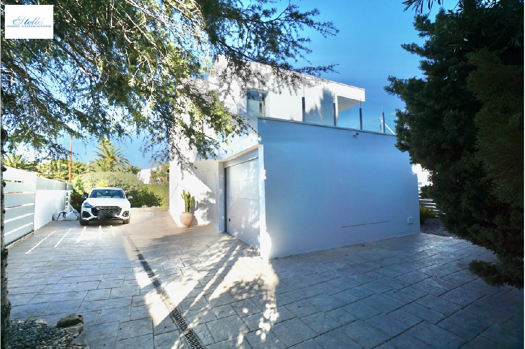 villa en Benissa(La Fustera) en venta, superficie 308 m², aire acondicionado, parcela 850 m², 4 dormitorios, 3 banos, piscina, ref.: CA-H-1723-AMBI-38