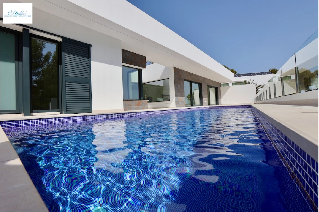 villa en Benissa(La Fustera) en venta, superficie 300 m², aire acondicionado, parcela 950 m², 4 dormitorios, 3 banos, piscina, ref.: CA-H-1747-AMB-1