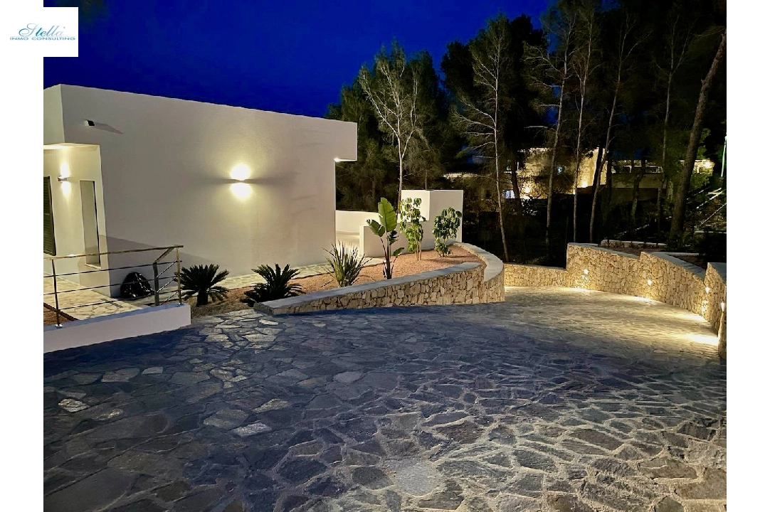 villa en Benissa(La Fustera) en venta, superficie 300 m², aire acondicionado, parcela 950 m², 4 dormitorios, 3 banos, piscina, ref.: CA-H-1747-AMB-40
