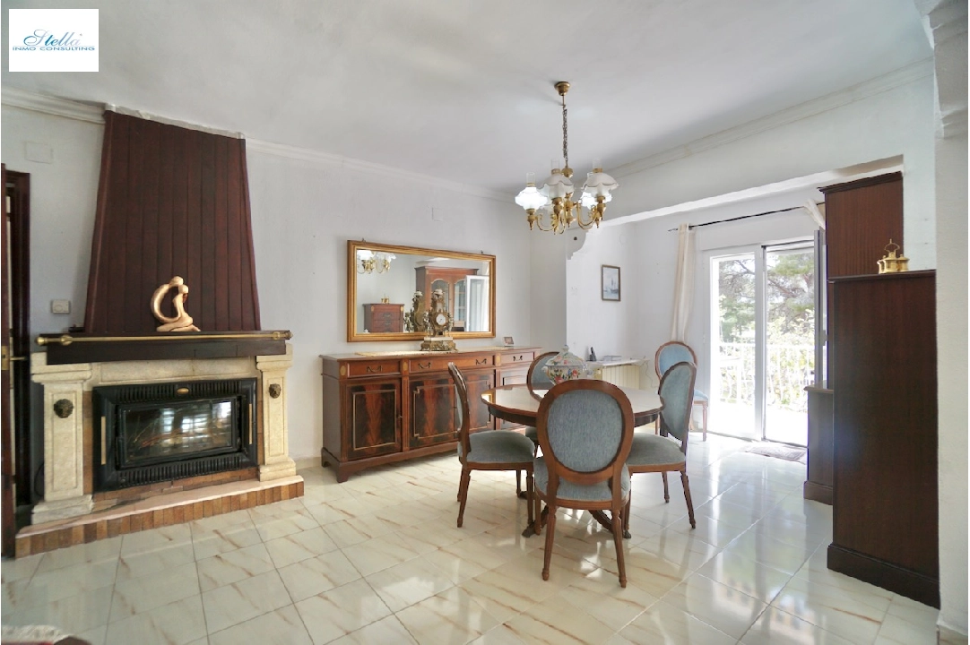 villa en Moraira(Moravit) en venta, superficie 232 m², parcela 701 m², 3 dormitorios, 2 banos, piscina, ref.: CA-H-1753-AMB-11