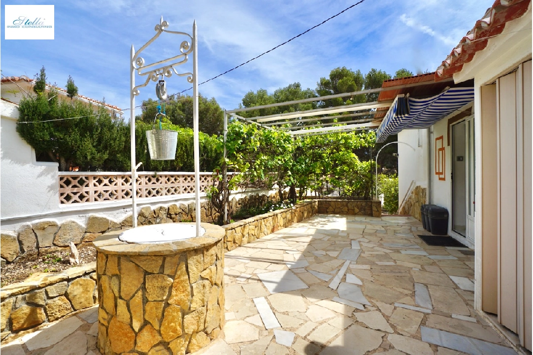 villa en Moraira(Moravit) en venta, superficie 232 m², parcela 701 m², 3 dormitorios, 2 banos, piscina, ref.: CA-H-1753-AMB-28