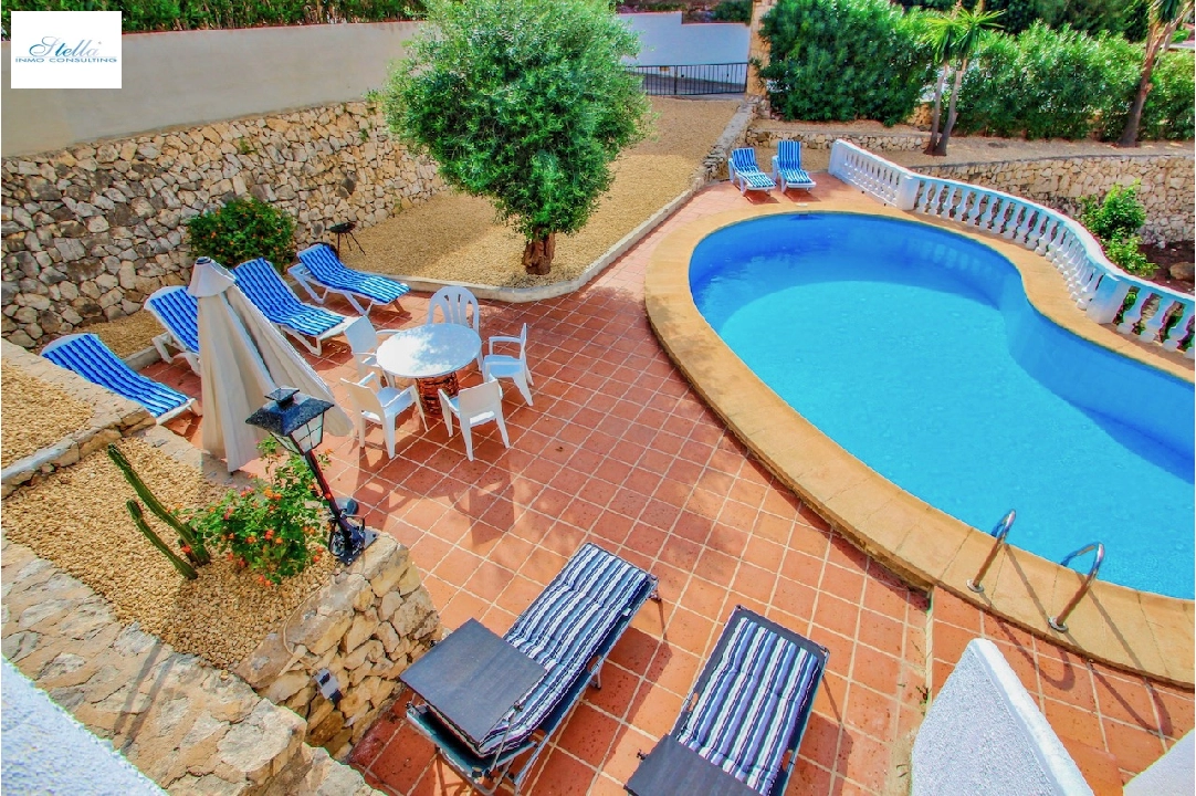 villa en Benissa(Baladrar) en venta, superficie 170 m², aire acondicionado, parcela 980 m², 4 dormitorios, 2 banos, piscina, ref.: CA-H-1757-AMB-28